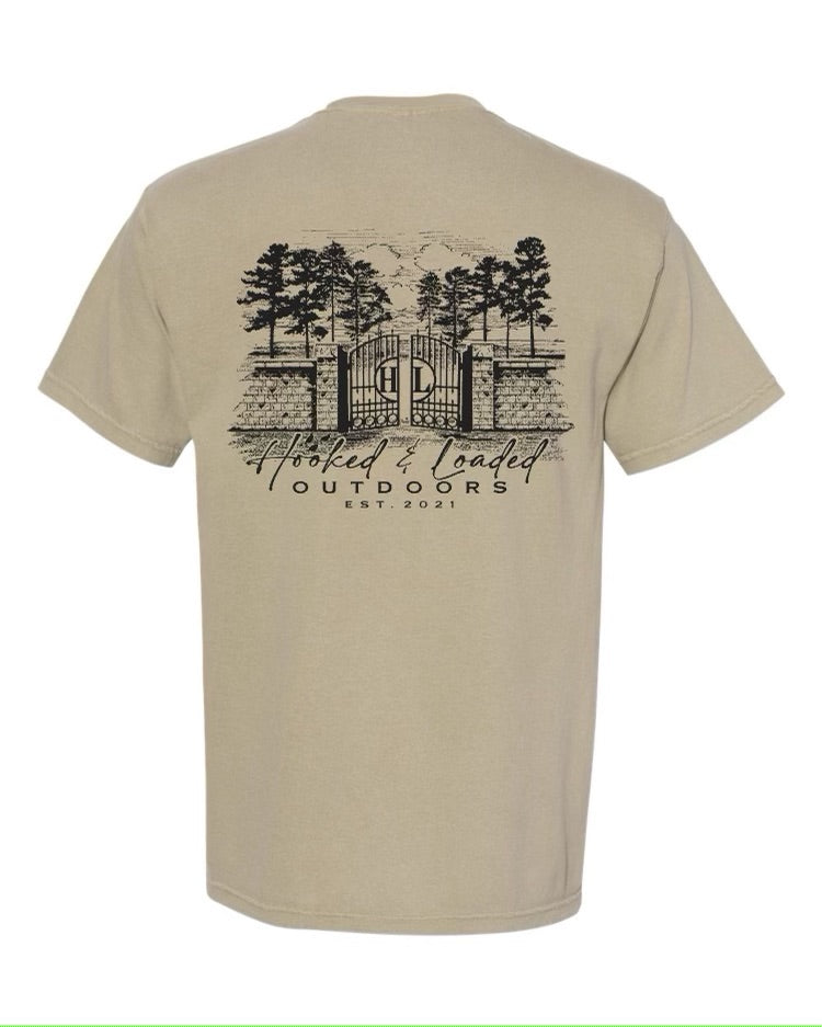 Plantation Gates Pocket Tee - Khaki